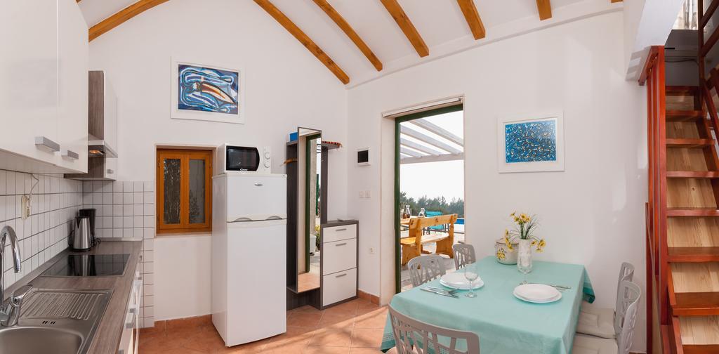 Holiday Home Vineyard House Bol Kültér fotó